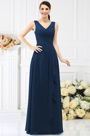 Robe demoiselle d'honneur longue de fourreau en chiffon avec perle v encolure - Photo 10