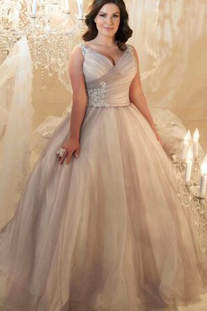 Robe de mariée vintage de mode de bal textile en tulle v encolure avec perle - Photo 1