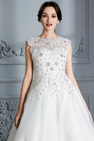 Robe de mariée naturel manche nulle encolure ronde a plage de mode de bal - Photo 7