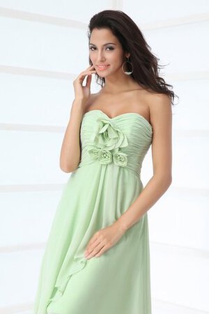 Robe de cocktail de col en cœur de longueur à genou avec fleurs ruché avec chiffon - Photo 3