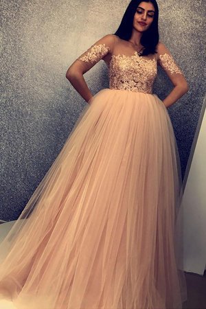 Charmant Kurze Ärmeln Sweep Train Tüll Ballkleid mit Schaufel Ausschnitt - Bild 2