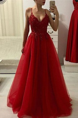 Engelhaft Natürliche Taile A Linie Ballkleid aus Tüll mit Spaghettiträger - Bild 1