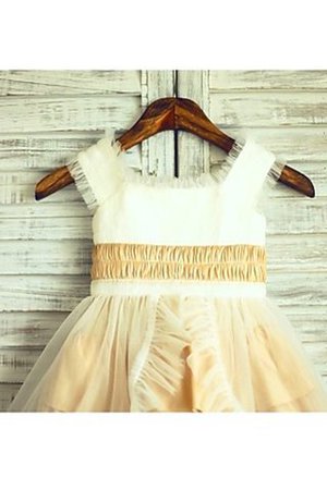 Natürliche Taile Geschichtes Quadrat Ausschnitt Prinzessin Blumenmädchenkleid mit Blume - Bild 3