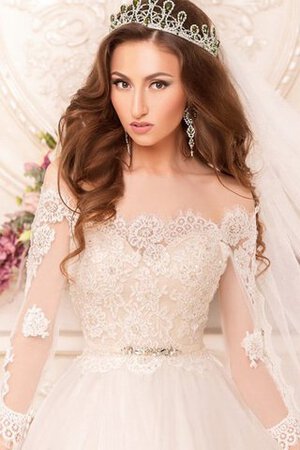 Robe de mariée elégant classique de traîne courte avec nœud à boucles avec perle - Photo 3